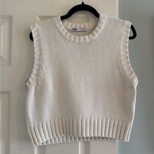 Zara Off-White Knit Sleeveless Top
